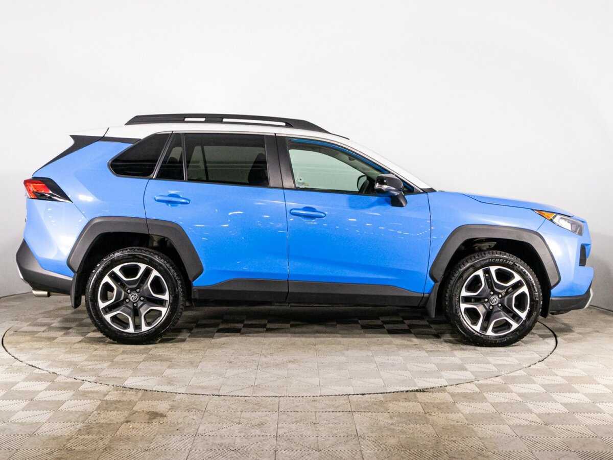 Купить Toyota RAV4 с пробегом. Фото: #3