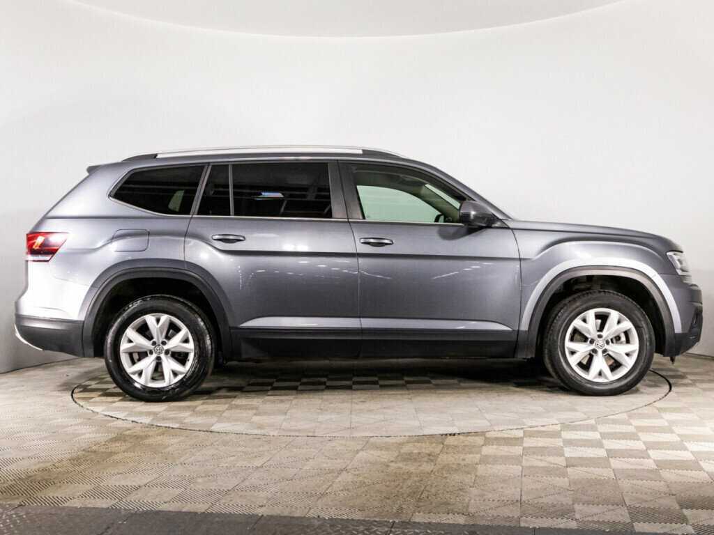Купить Volkswagen Teramont с пробегом. Фото: #3