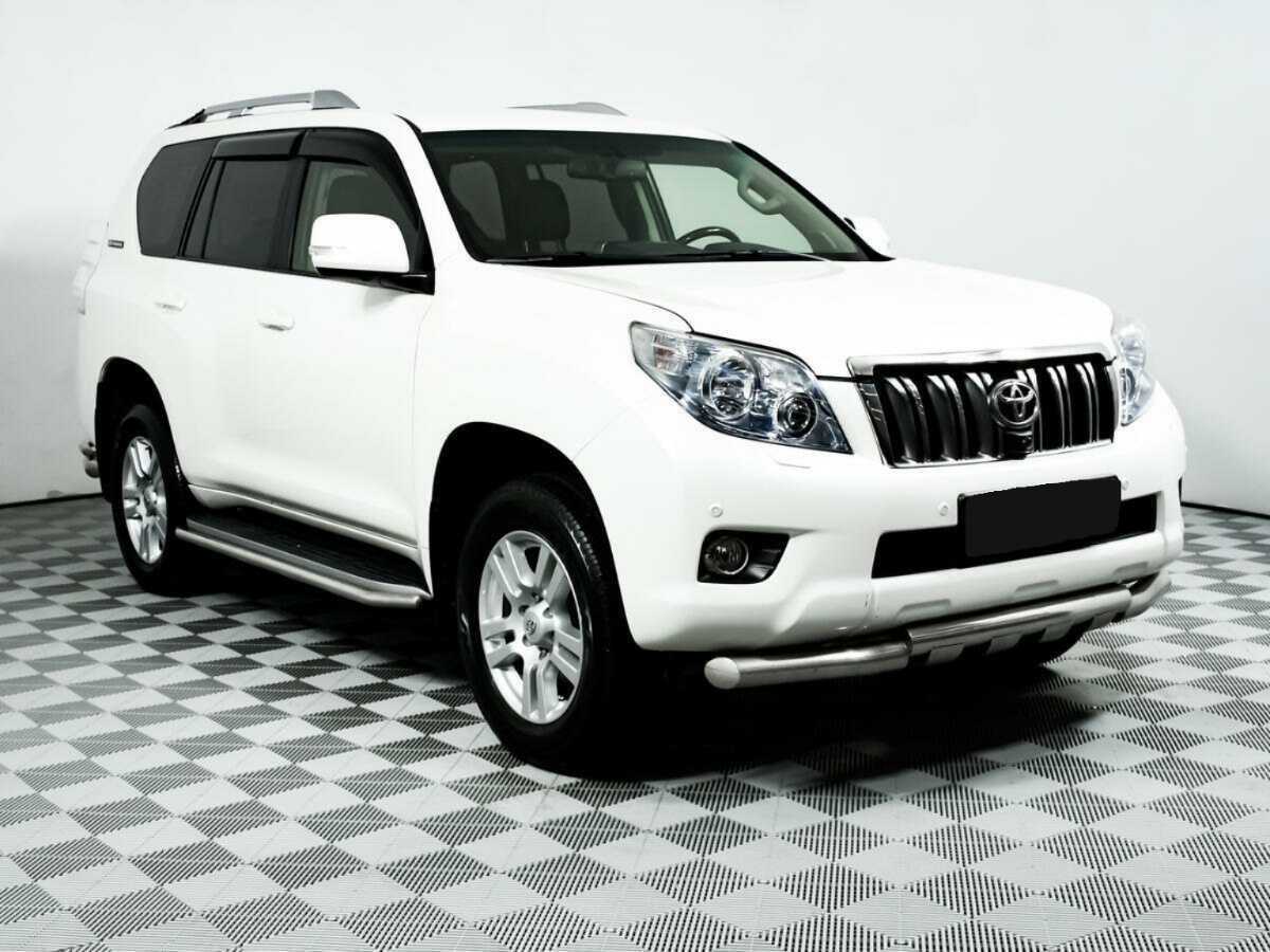 Купить Toyota Land Cruiser Prado с пробегом. Фото: #2