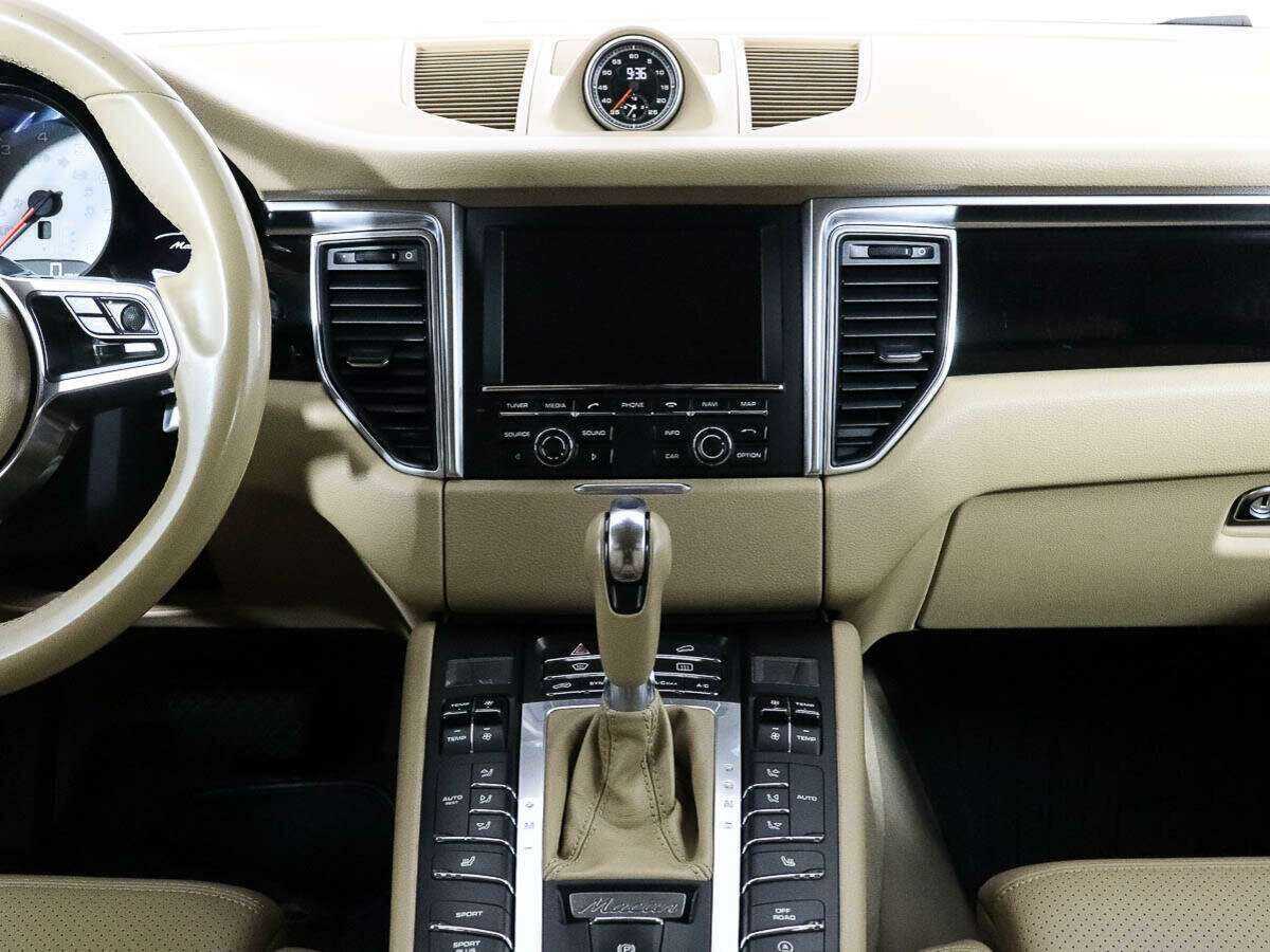 Купить Porsche Macan с пробегом. Фото: #10