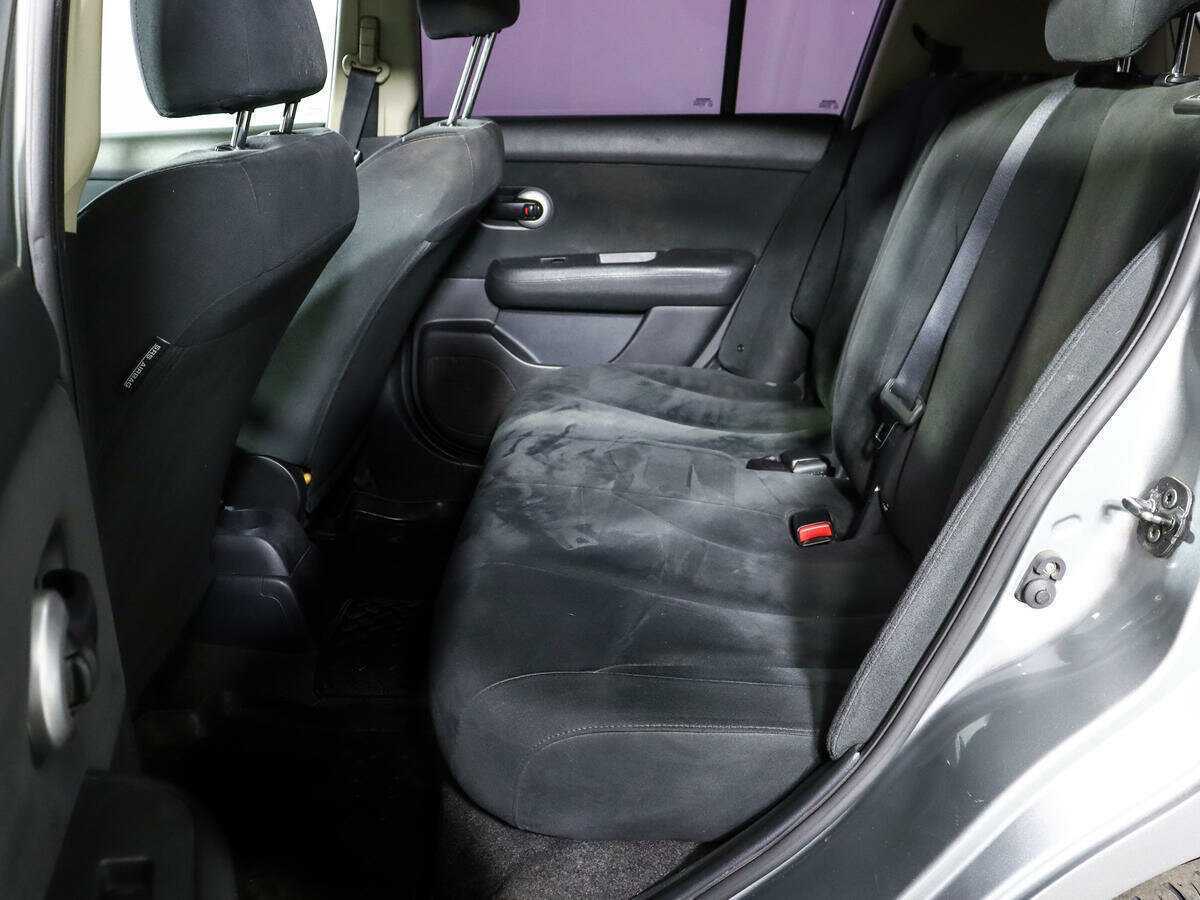 Купить Nissan Tiida с пробегом. Фото: #6