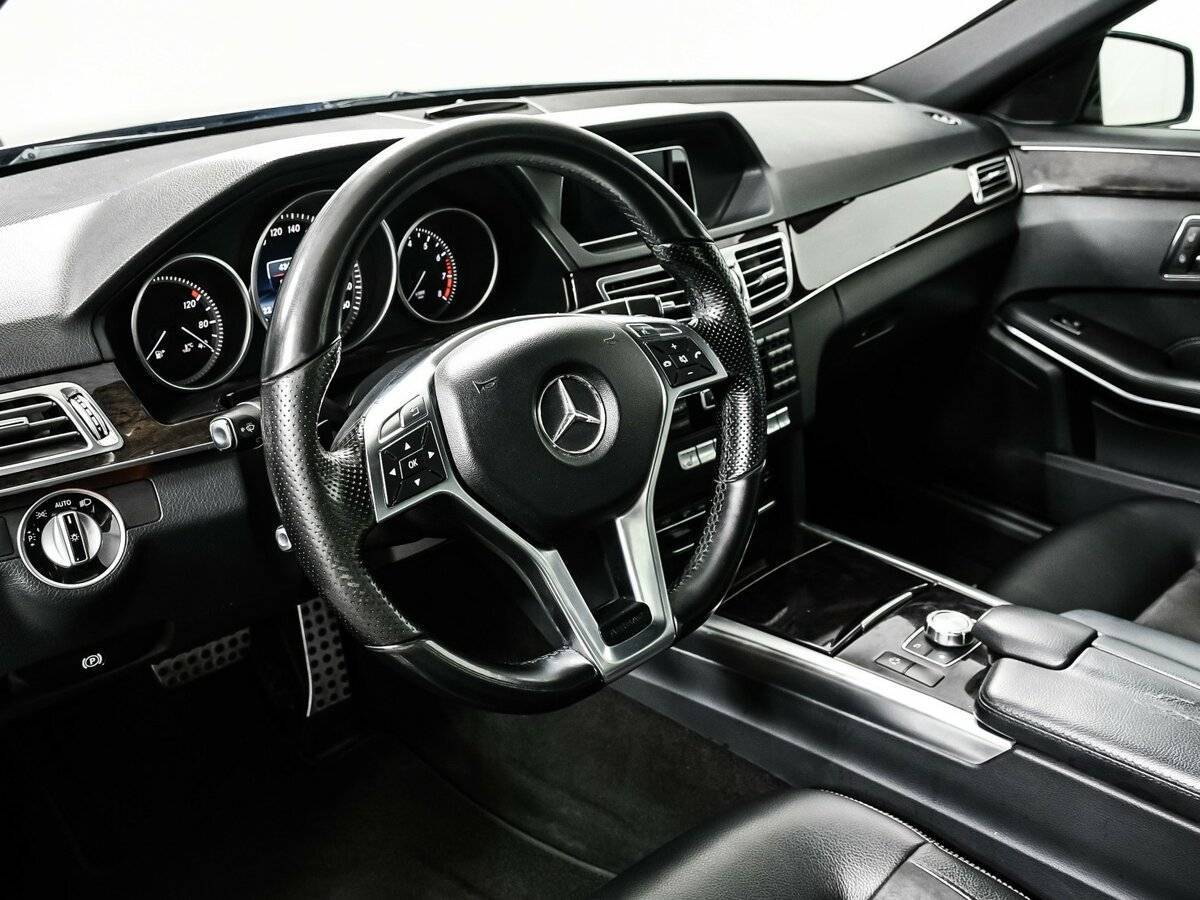 Купить Mercedes-Benz E-Класс с пробегом. Фото: #12