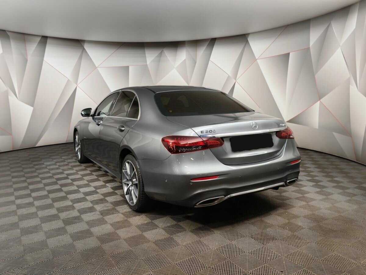 Купить Mercedes-Benz E-Класс с пробегом. Фото: #3