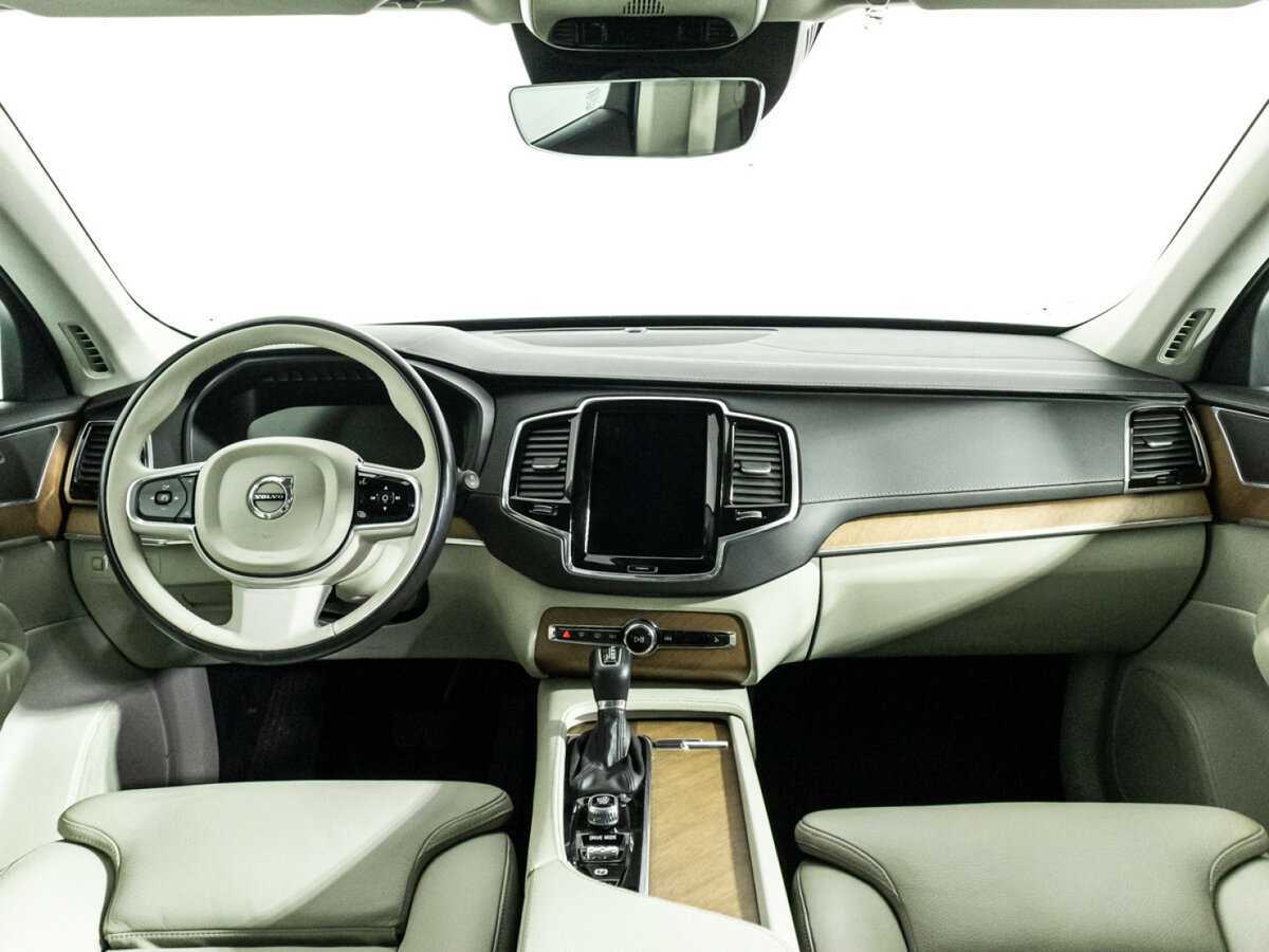 Купить Volvo XC90 с пробегом. Фото: #12