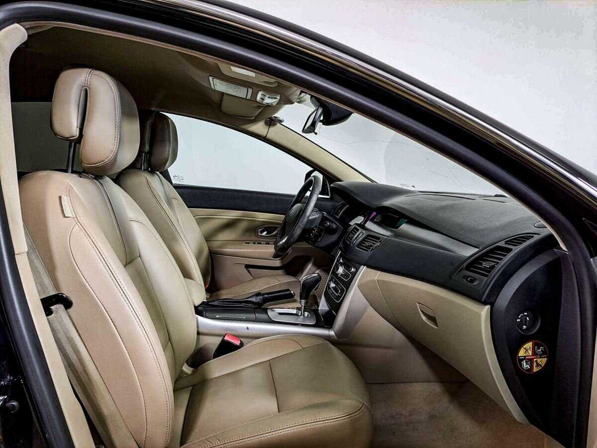 Купить Renault Latitude с пробегом. Фото: #7