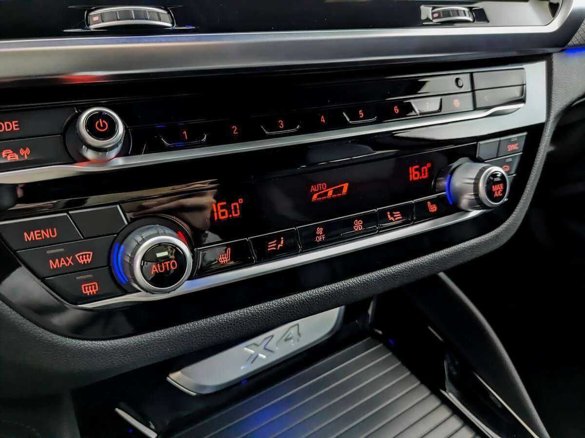 Купить BMW X4 с пробегом. Фото: #22