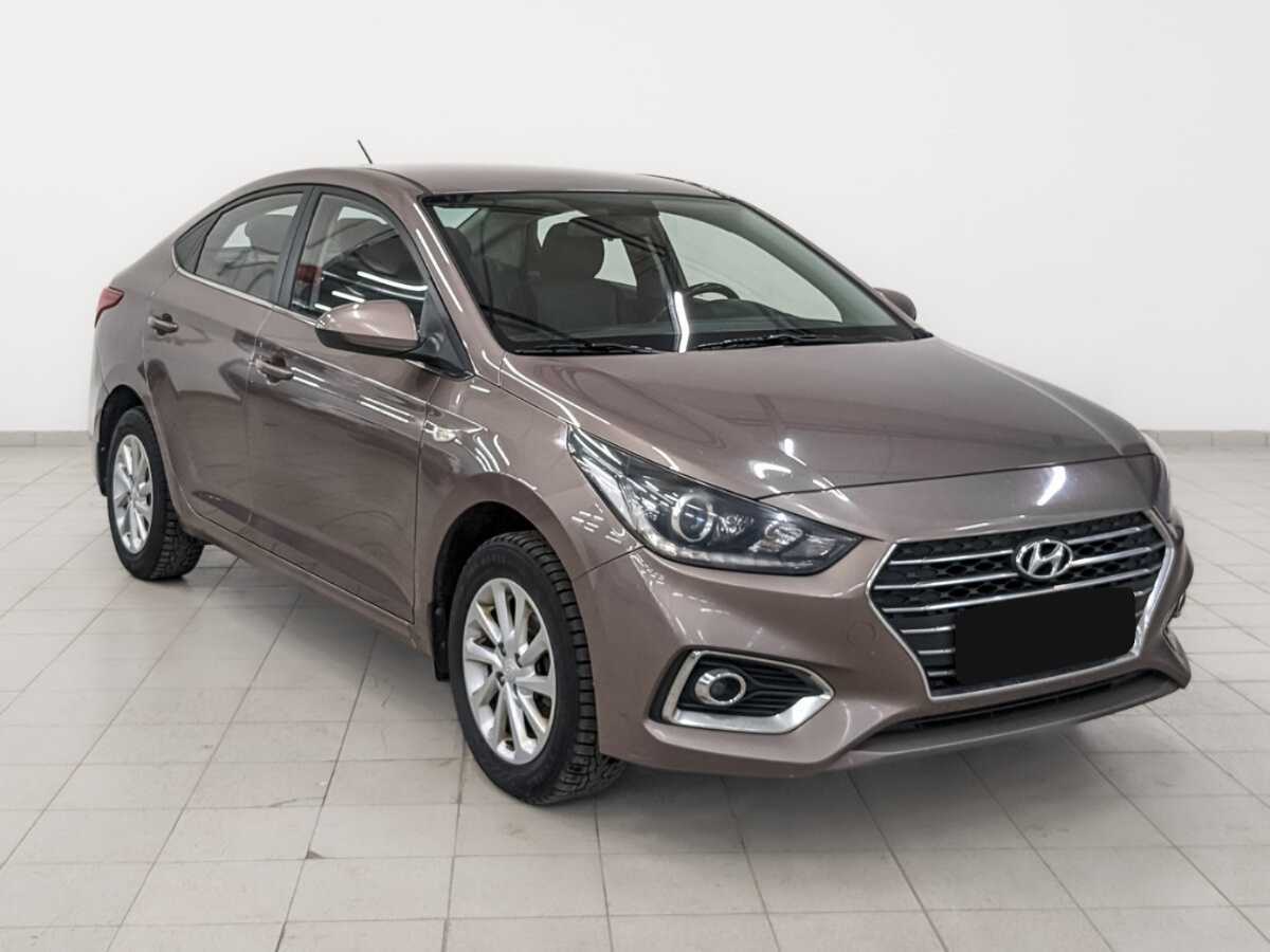 Купить Hyundai Solaris с пробегом. Фото: #2