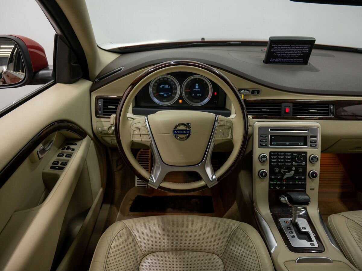 Купить Volvo XC70 с пробегом. Фото: #14