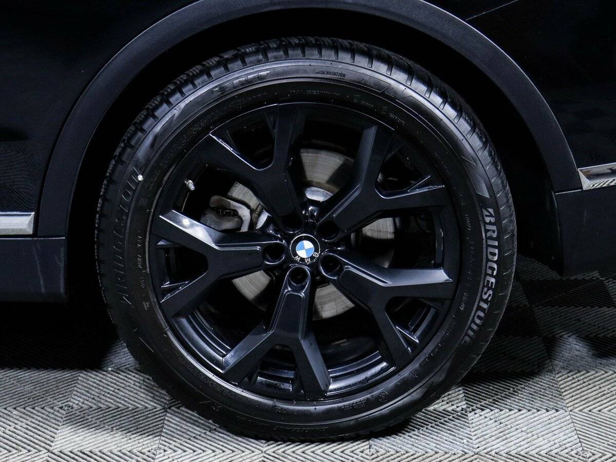Купить BMW X7 с пробегом. Фото: #10