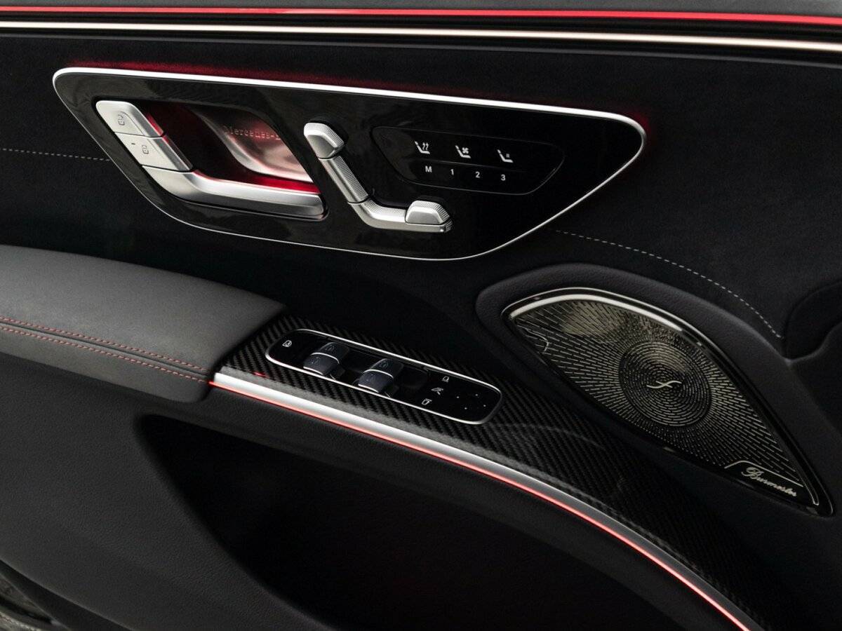 Купить Mercedes-Benz EQS AMG с пробегом. Фото: #23