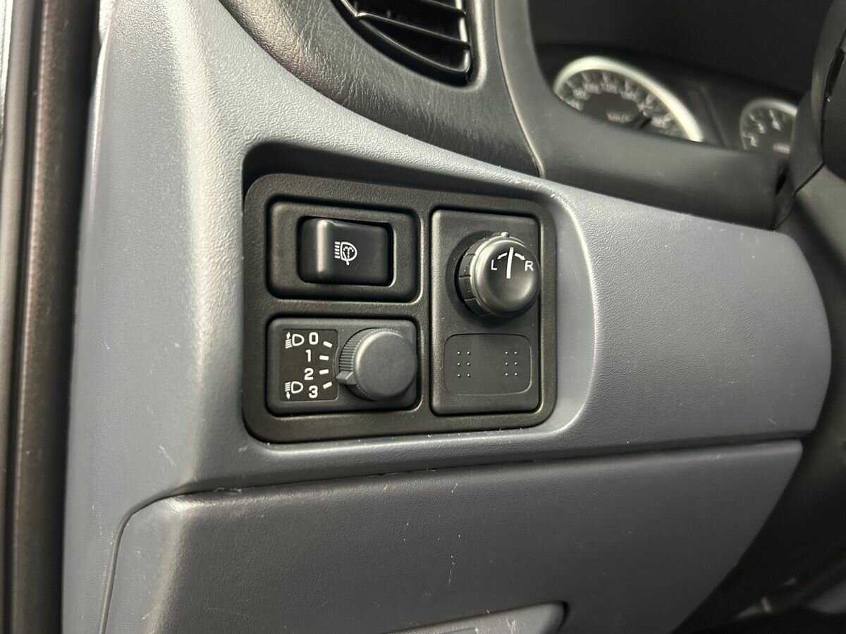 Купить Nissan Almera с пробегом. Фото: #8