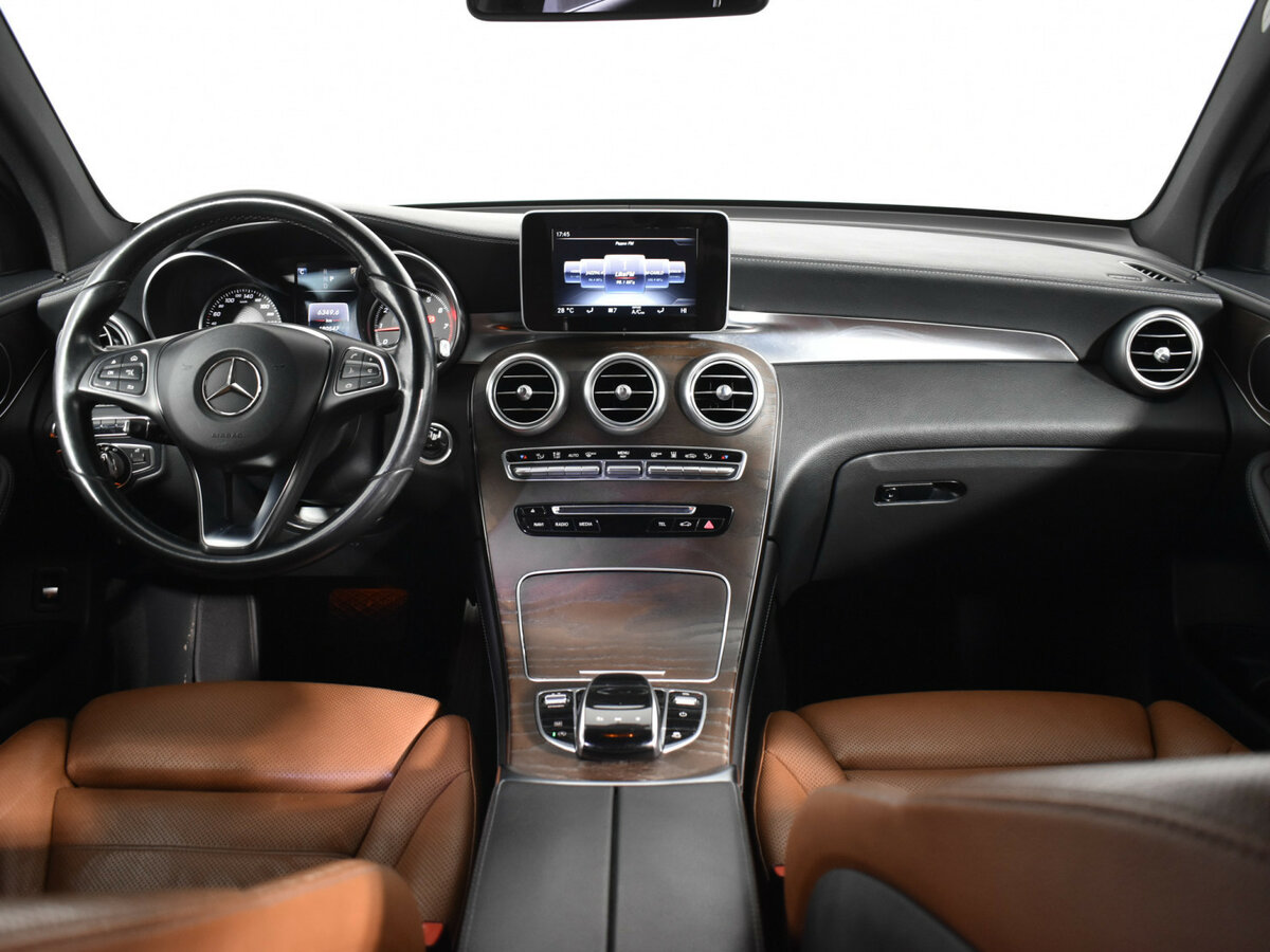 Купить Mercedes-Benz GLC с пробегом. Фото: #10
