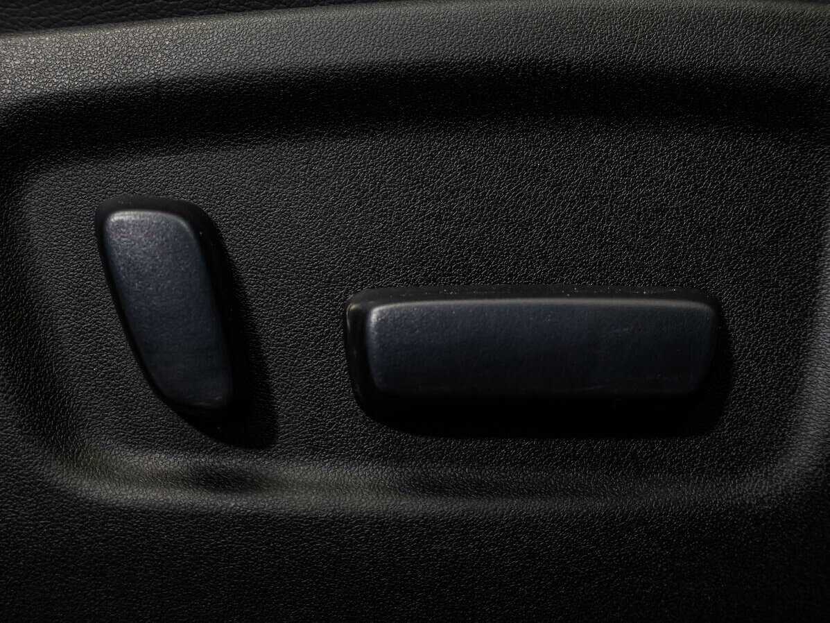 Купить Toyota Highlander с пробегом. Фото: #11