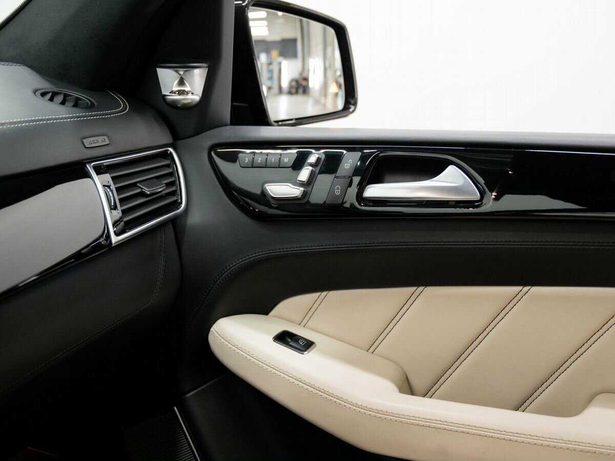 Купить Mercedes-Benz GLE AMG с пробегом. Фото: #23