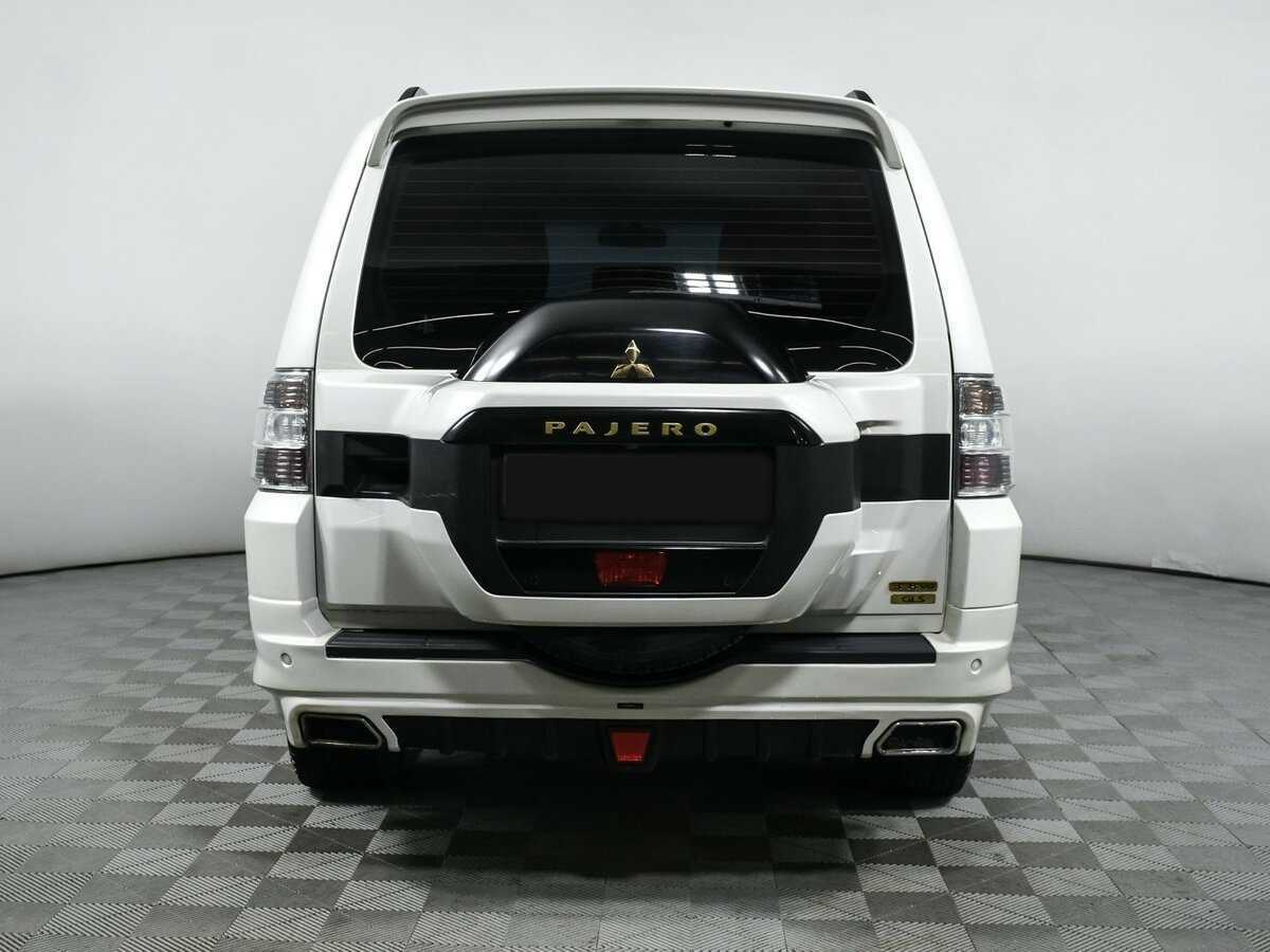 Купить Mitsubishi Pajero с пробегом. Фото: #5