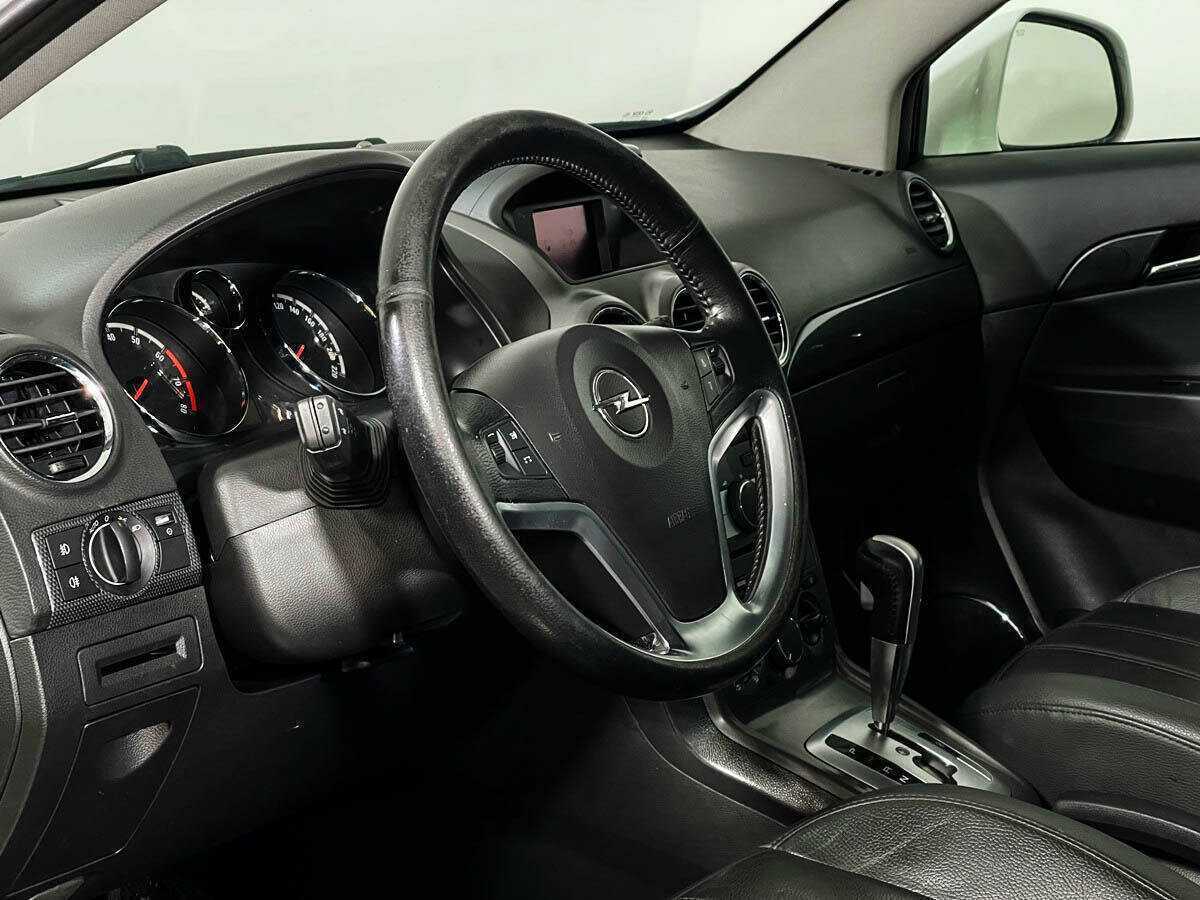 Купить Opel Antara с пробегом. Фото: #8