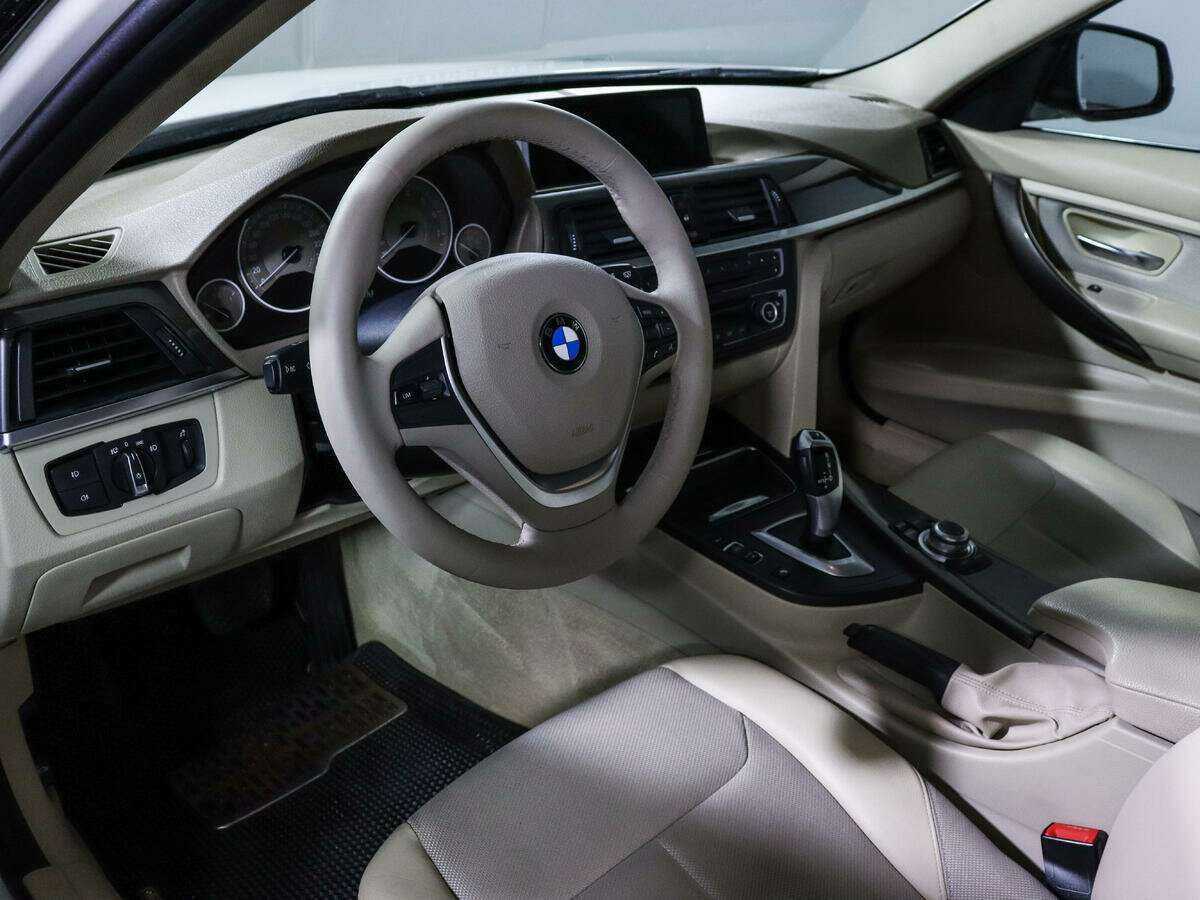 Купить BMW 3 серии с пробегом. Фото: #11
