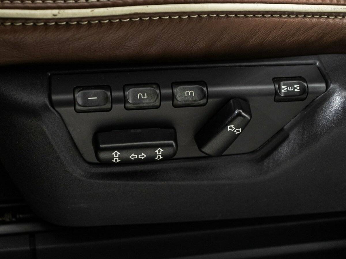 Купить Volvo XC90 с пробегом. Фото: #15