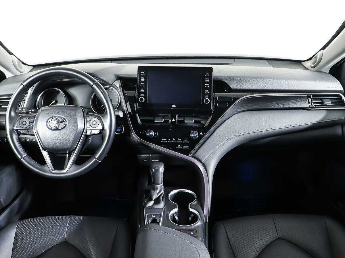 Купить Toyota Camry с пробегом. Фото: #11