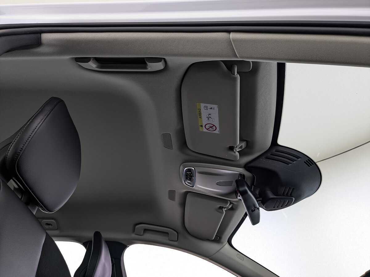 Купить Volvo XC60 с пробегом. Фото: #19