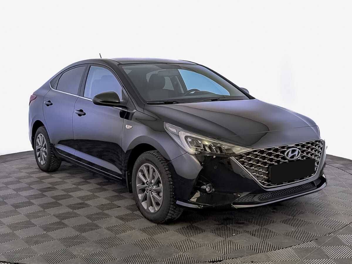 Купить Hyundai Solaris с пробегом. Фото: #2