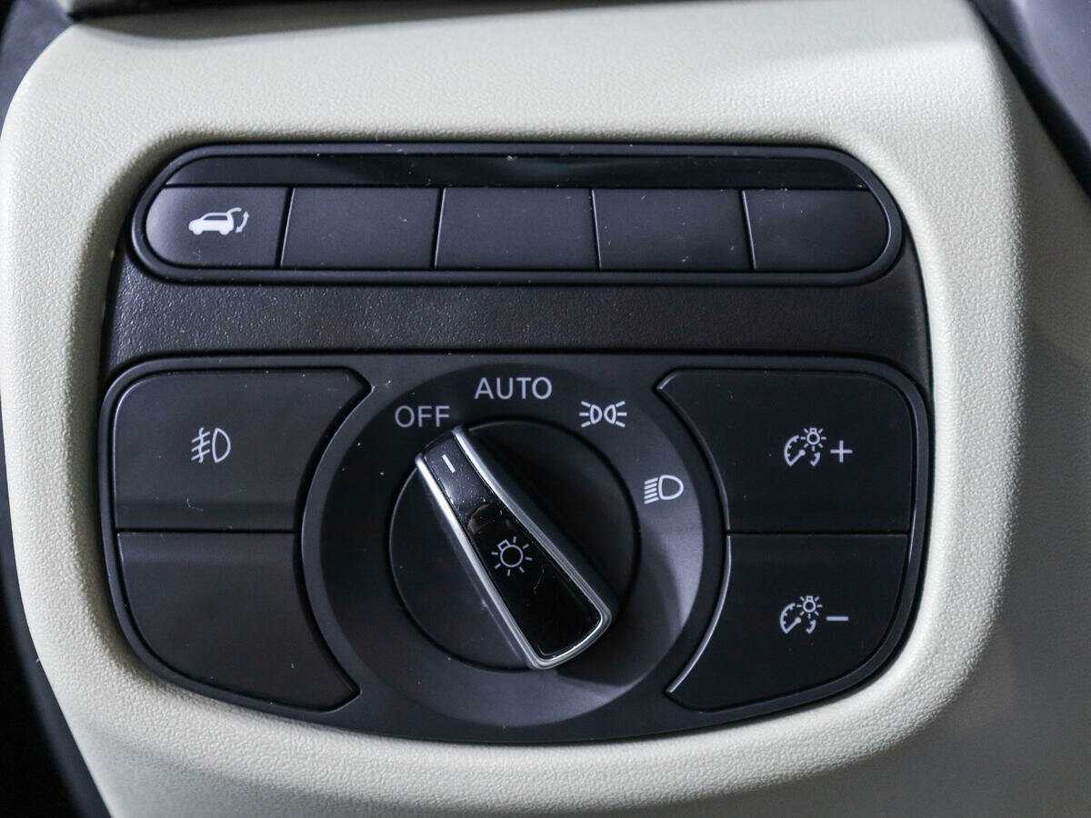 Купить Infiniti QX50 с пробегом. Фото: #15
