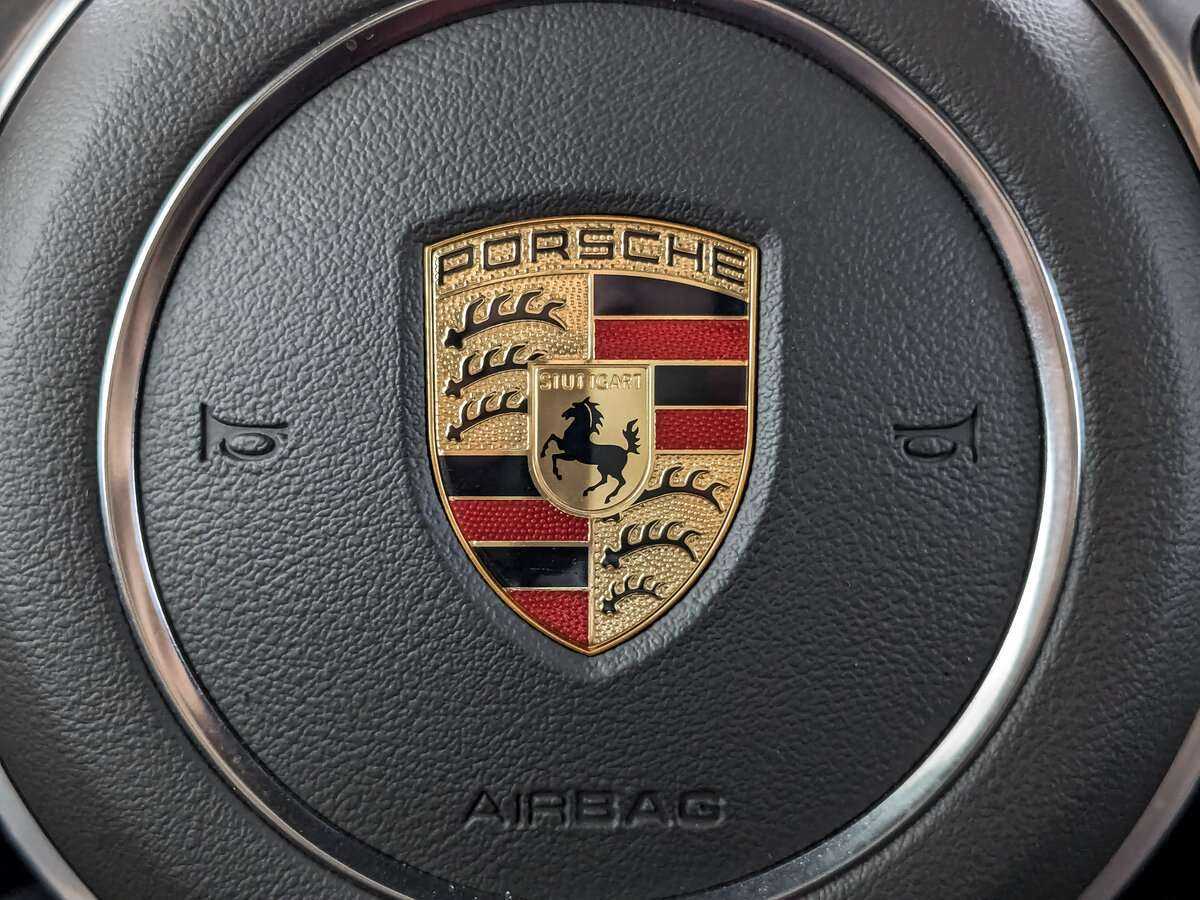 Купить Porsche Macan с пробегом. Фото: #28