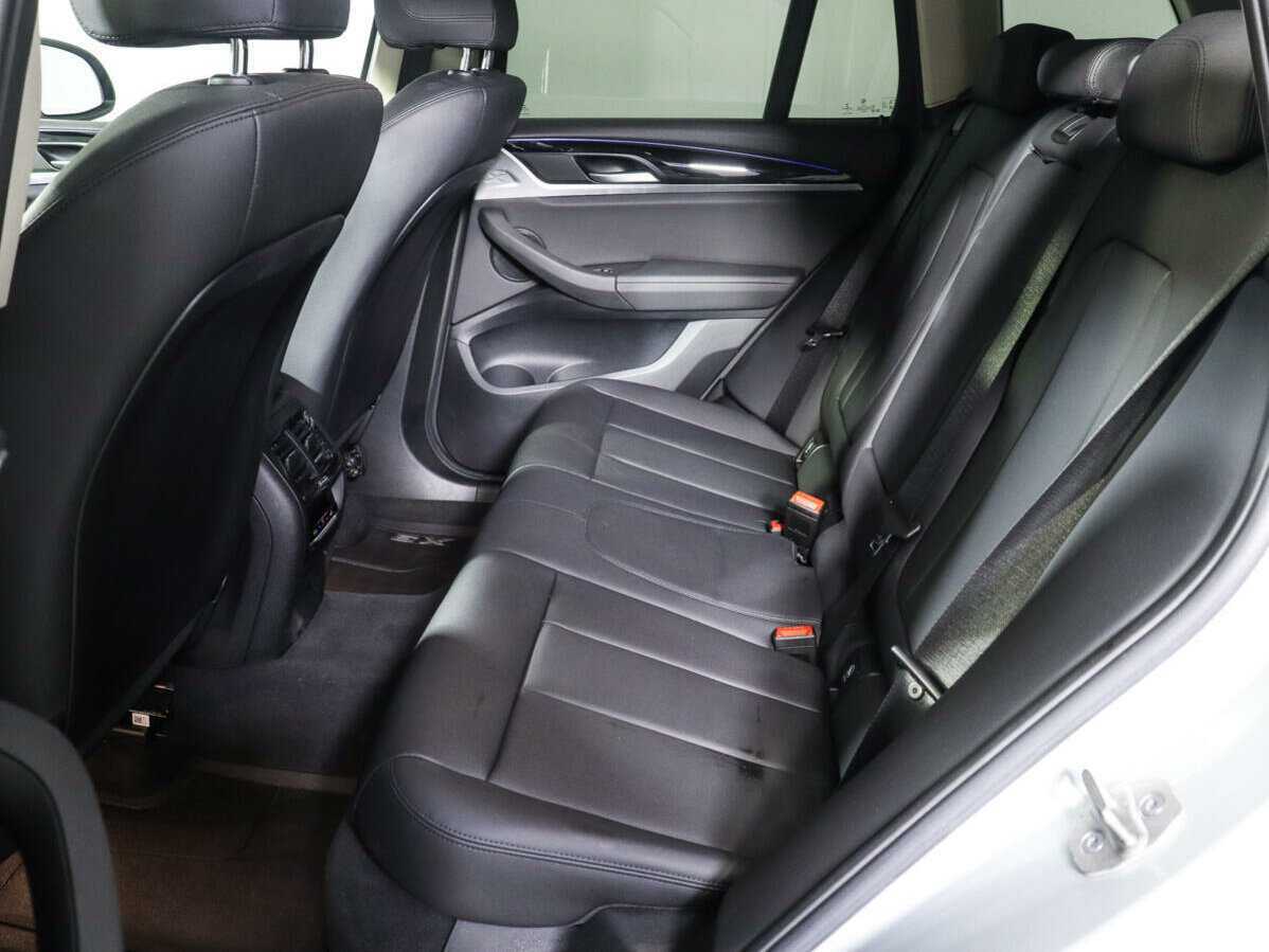 Купить BMW X3 с пробегом. Фото: #9