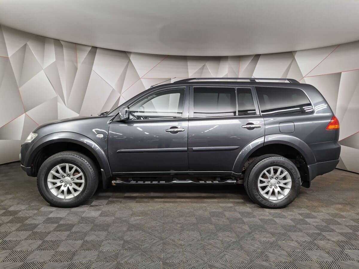 Купить Mitsubishi Pajero Sport с пробегом. Фото: #4