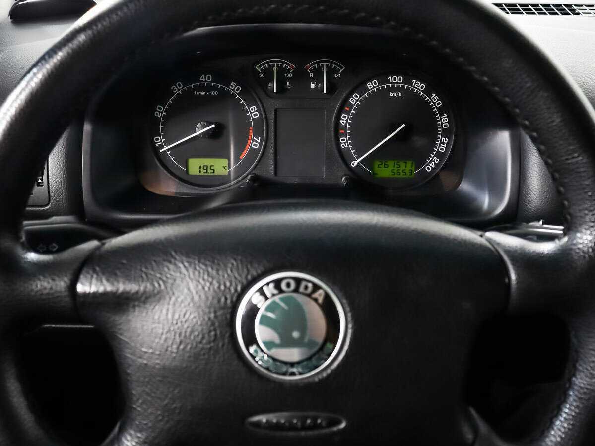Купить Skoda Octavia с пробегом. Фото: #14