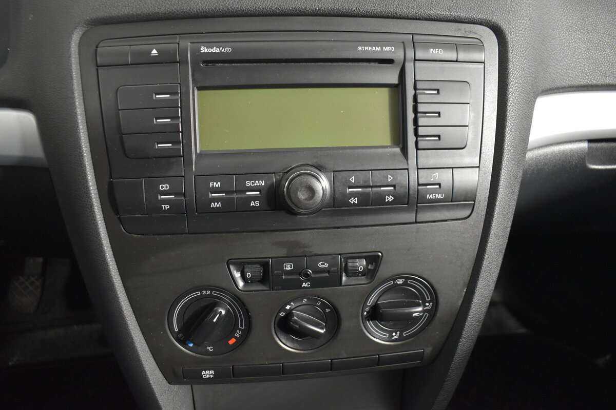 Купить Skoda Octavia с пробегом. Фото: #15