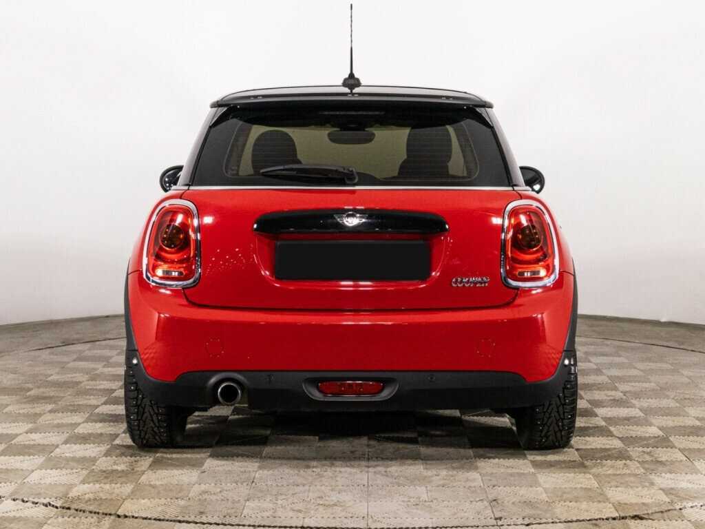 Купить Mini Hatch с пробегом. Фото: #5