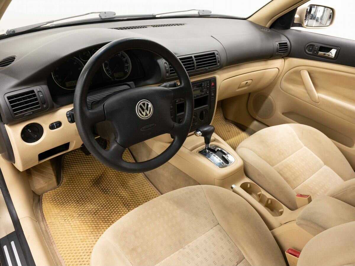 Купить Volkswagen Passat с пробегом. Фото: #6