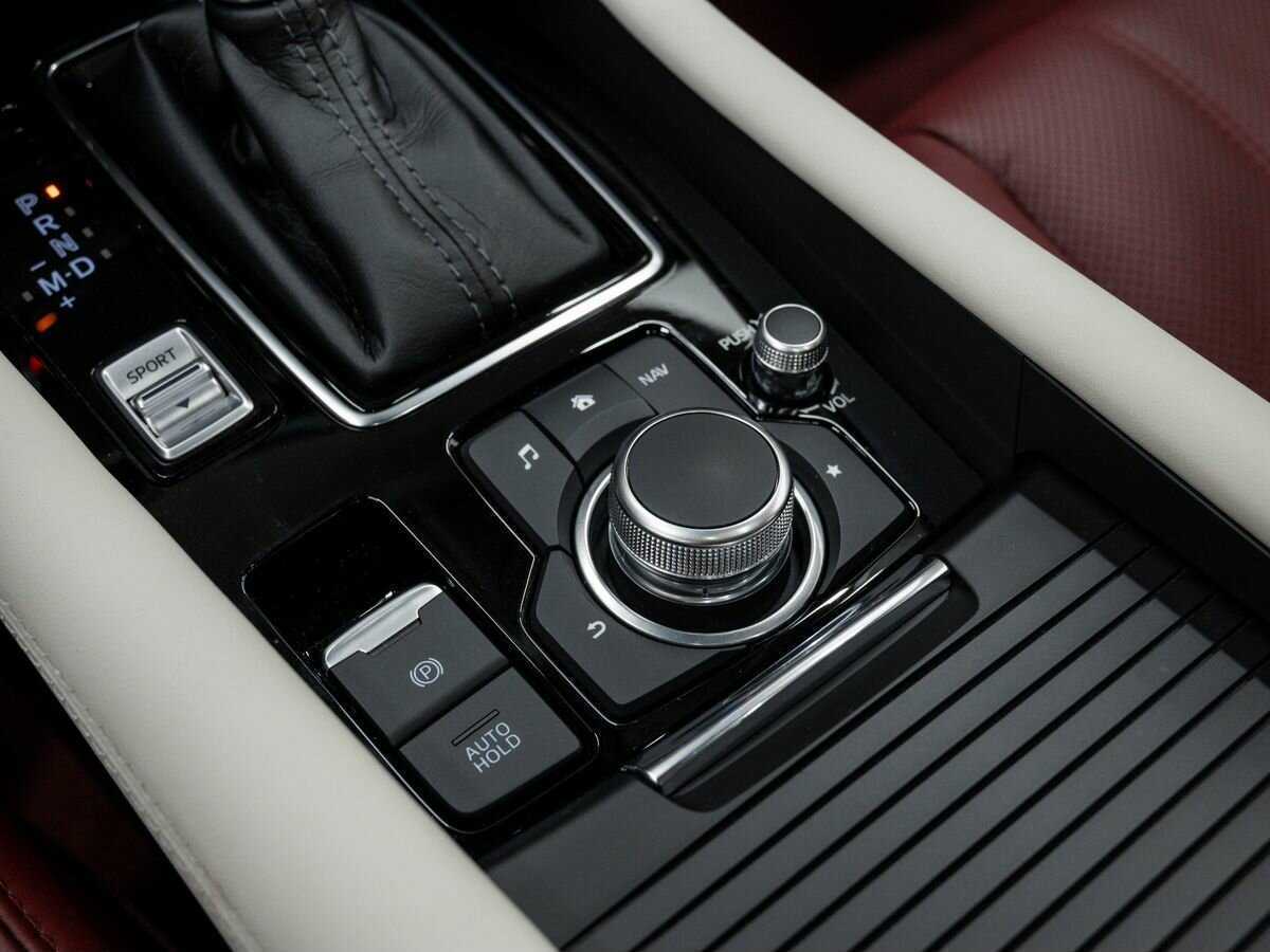 Купить Mazda 6 с пробегом. Фото: #20
