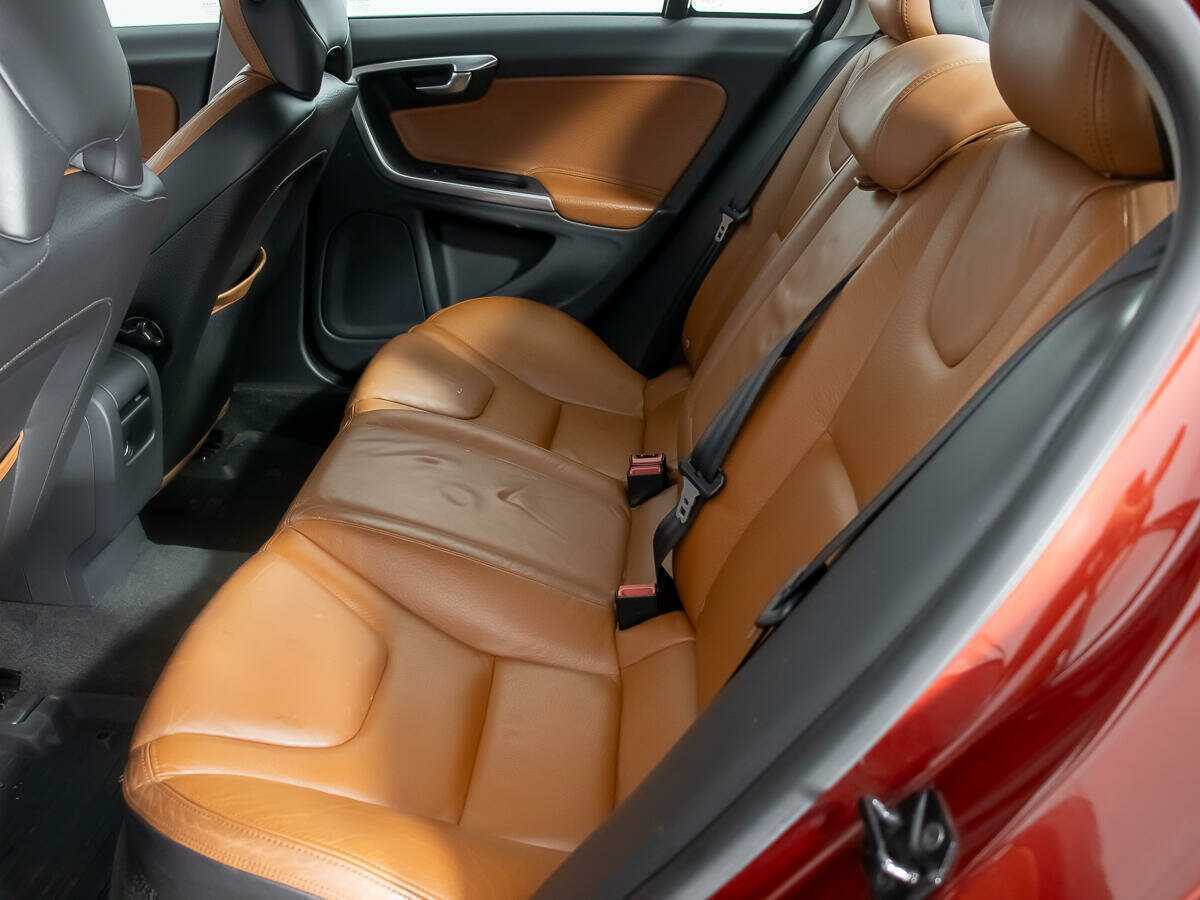 Купить Volvo S60 с пробегом. Фото: #9