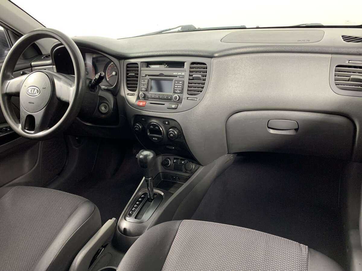 Купить Kia Rio с пробегом. Фото: #8