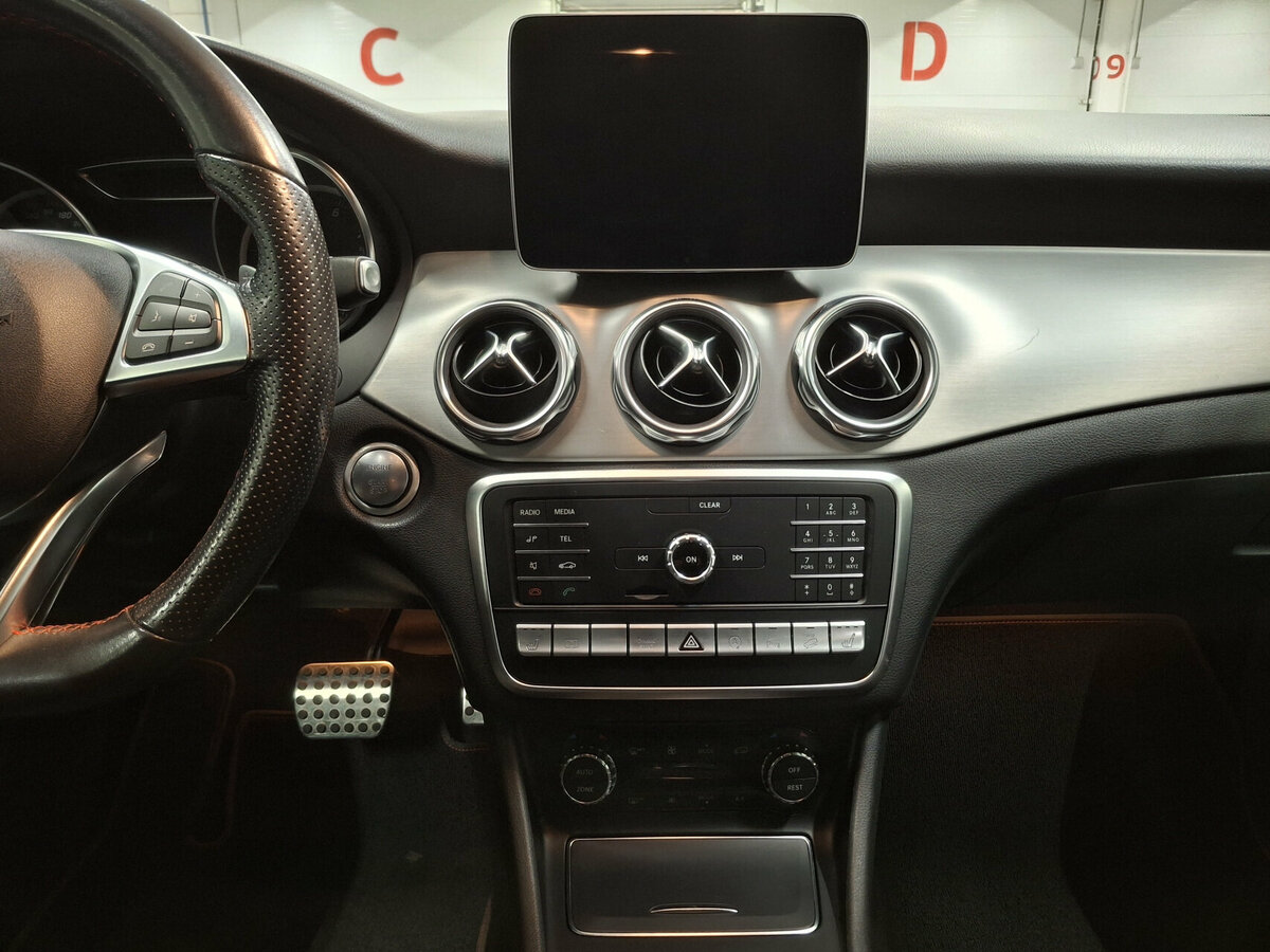 Купить Mercedes-Benz GLA с пробегом. Фото: #14