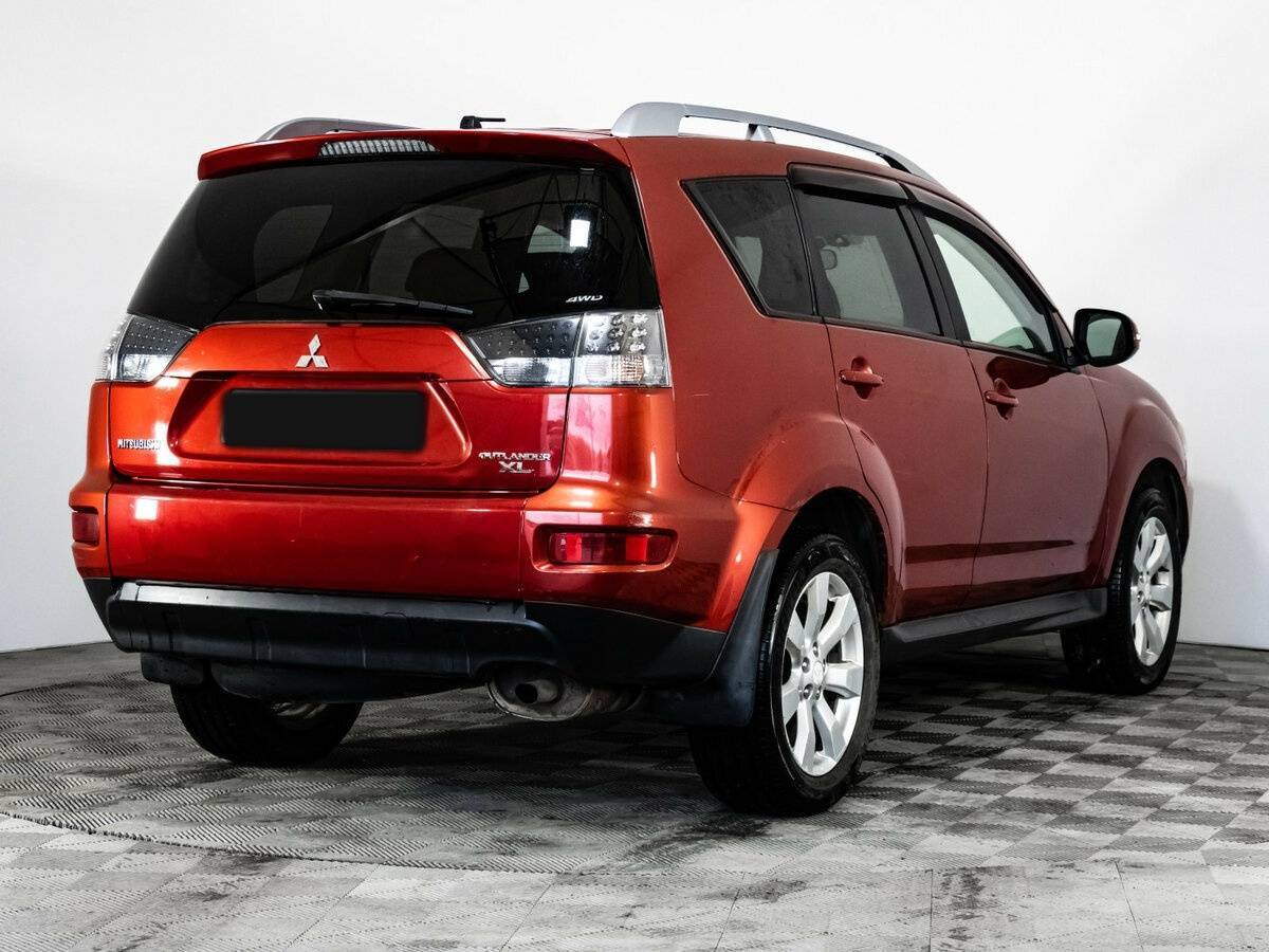 Купить Mitsubishi Outlander с пробегом. Фото: #4