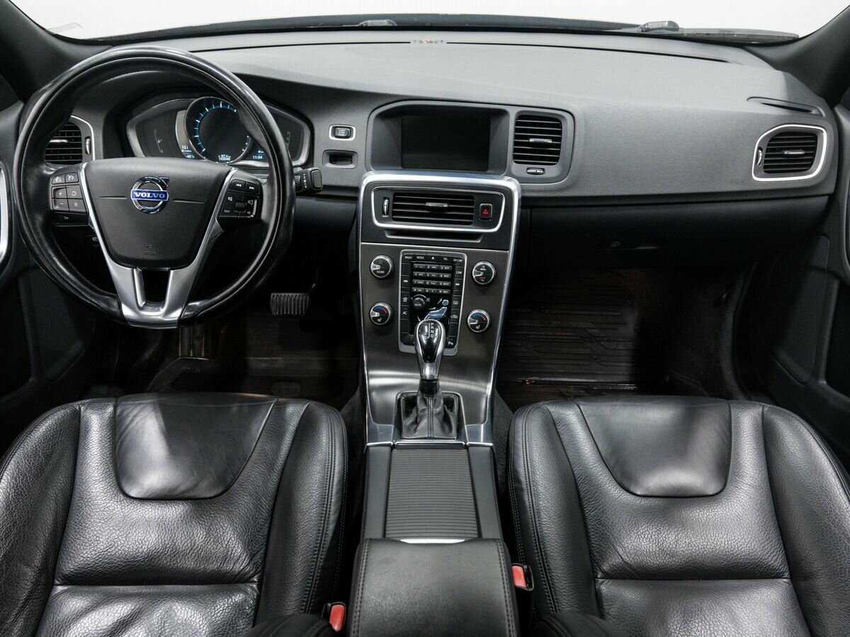 Купить Volvo S60 с пробегом. Фото: #10