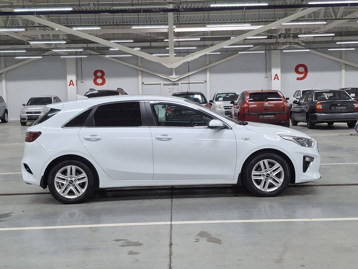 Купить Kia Ceed с пробегом. Фото: #3