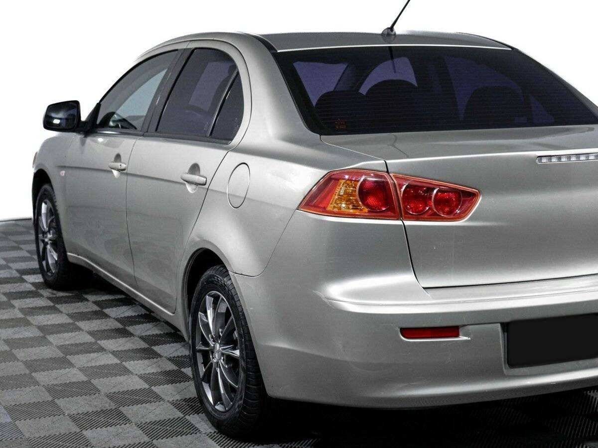 Купить Mitsubishi Lancer с пробегом. Фото: #16