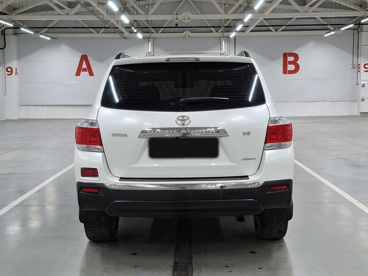 Купить Toyota Highlander с пробегом. Фото: #5