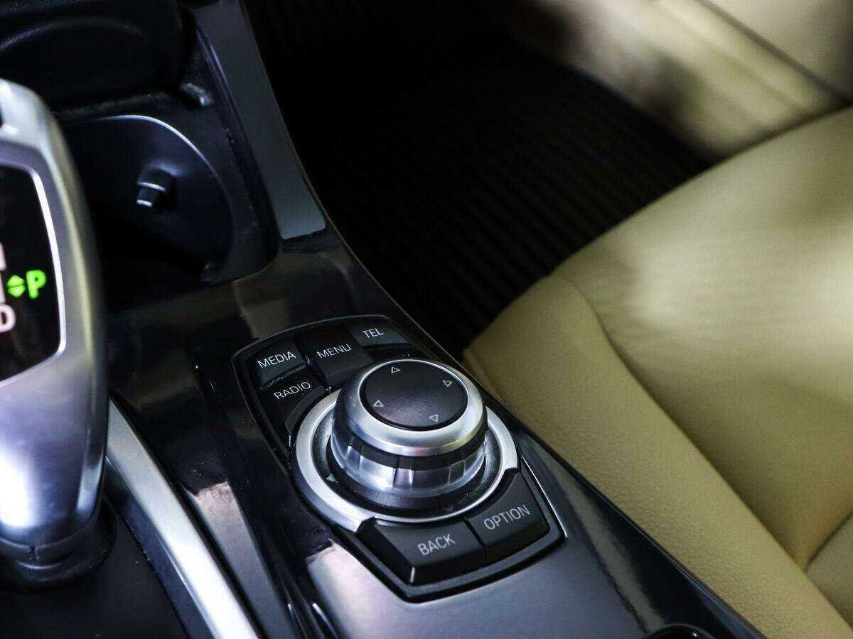 Купить BMW 5 серии с пробегом. Фото: #16