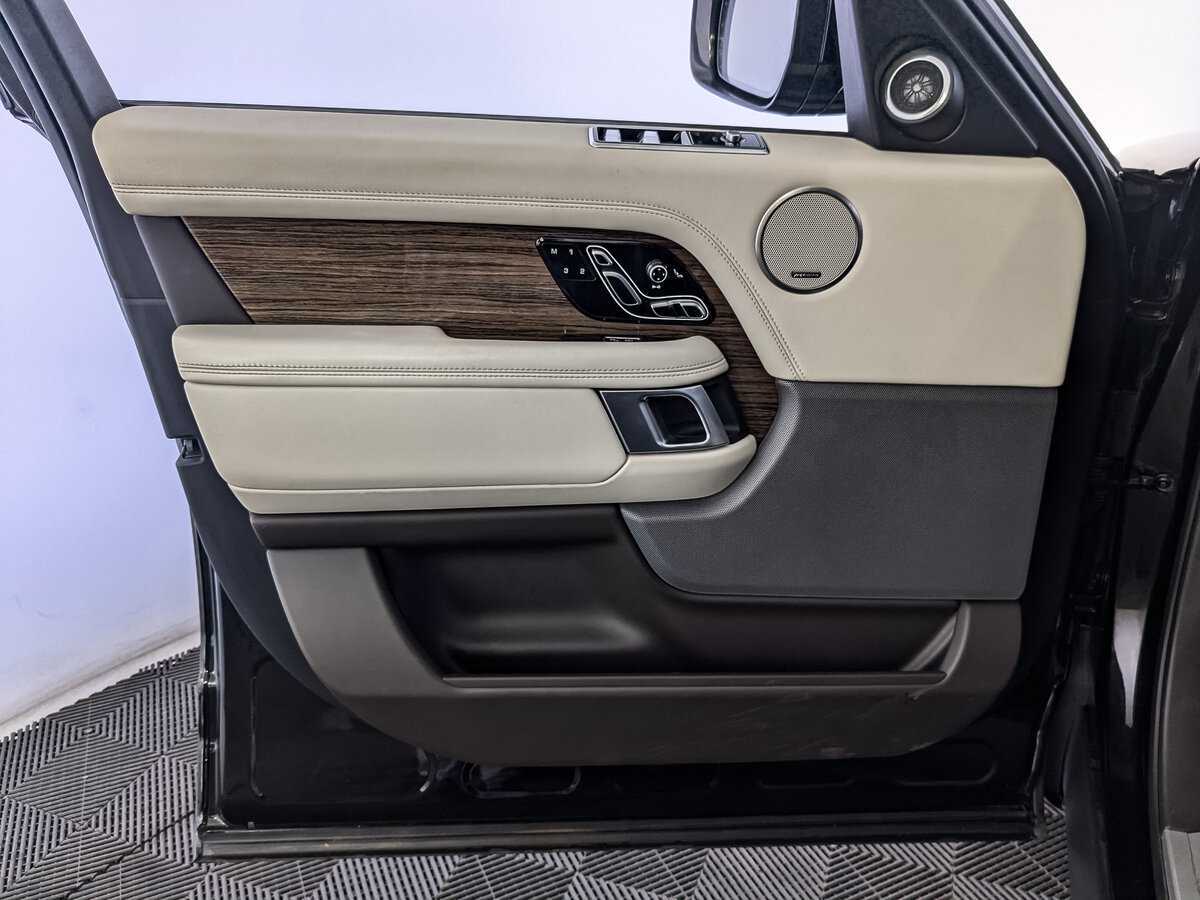 Купить Land Rover Range Rover с пробегом. Фото: #13