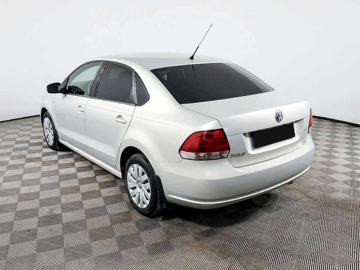 Купить Volkswagen Polo с пробегом. Фото: #6