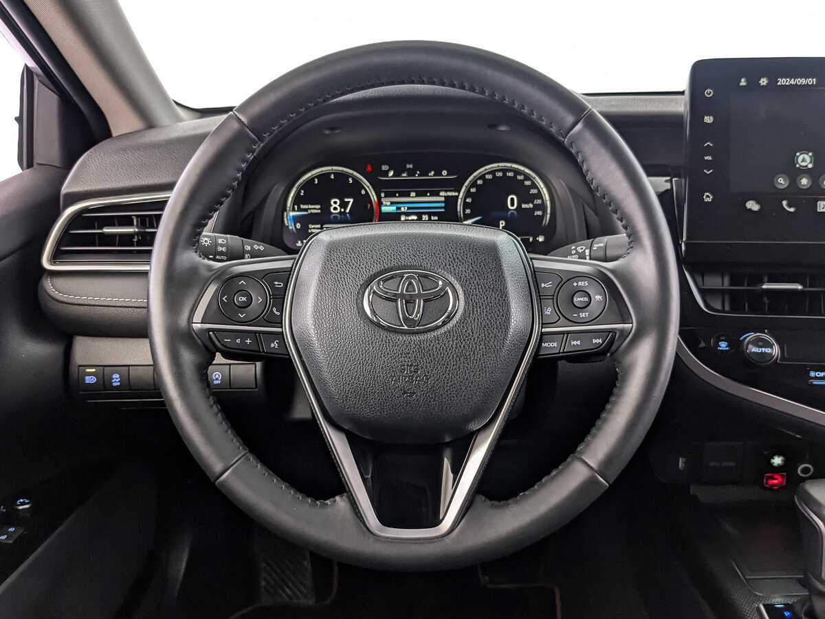 Купить Toyota Camry с пробегом. Фото: #17