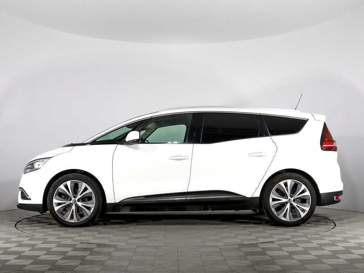 Купить Renault Scenic с пробегом. Фото: #7
