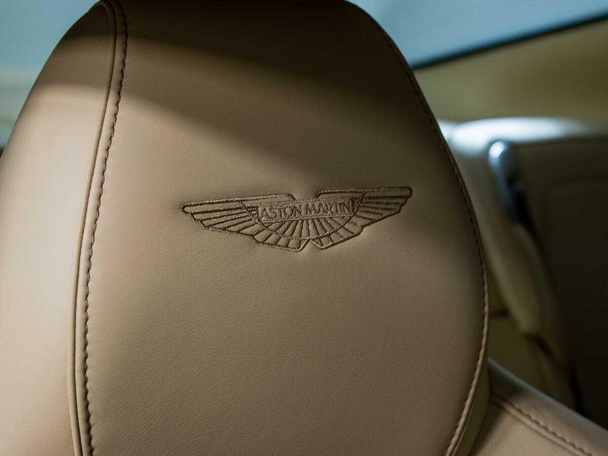Купить Aston Martin DB9 с пробегом. Фото: #14