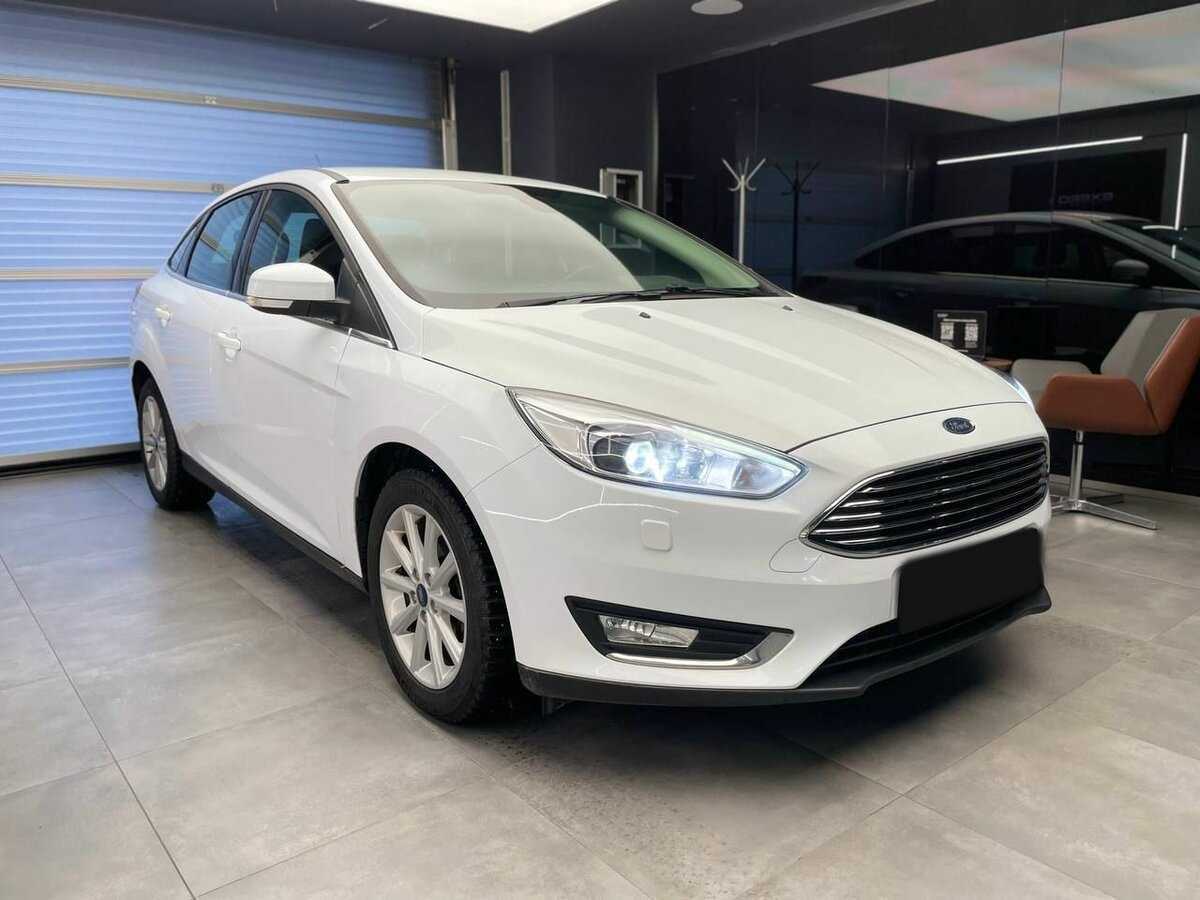 Купить Ford Focus с пробегом. Фото: #2