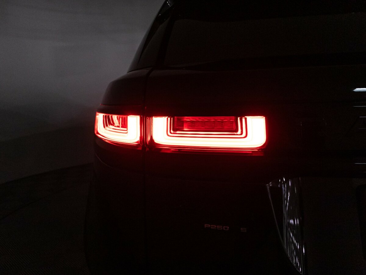 Купить Land Rover Range Rover Velar с пробегом. Фото: #21